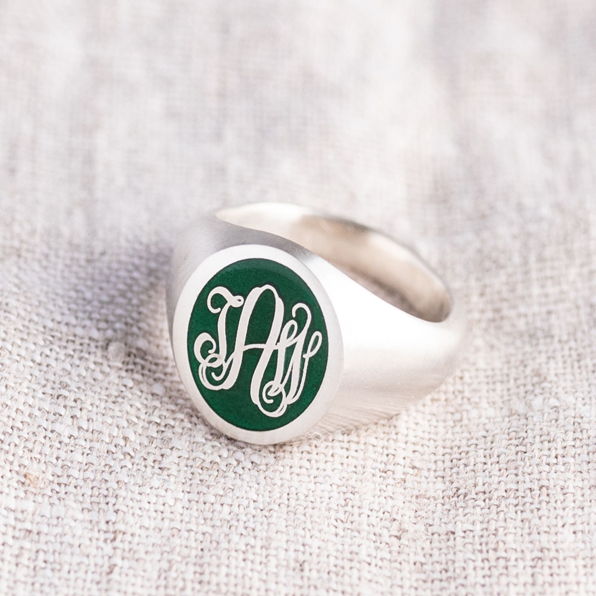 Signet Ring in Gold Plating with Engraved Monogram - Name My Jewelry ™